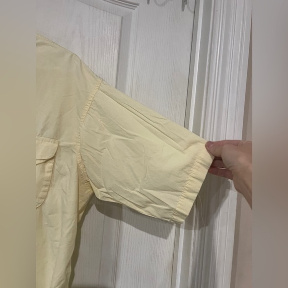 Cabelas Light Yellow Short Sleeve Shirt - Picture 3 of 7